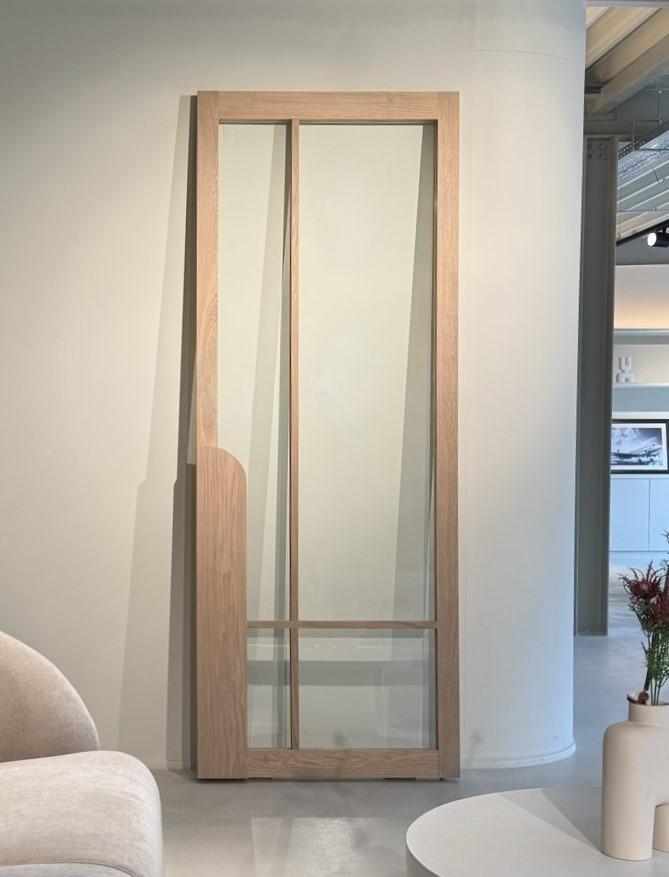 Pivotdeur van Vida Doors